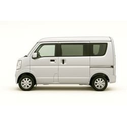 Nissan NV100